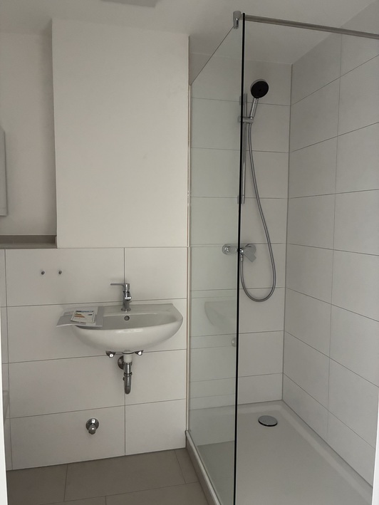 Top modernisierte 2-Zimmer-Wohnung mit Loggia in ruhiger Lage von Fallersleben - Foto 1