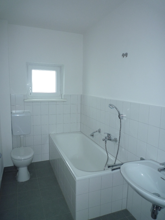 Wohnen in der Teichbreite – 3 Zimmer mit Tageslichtbad - Photo 3
