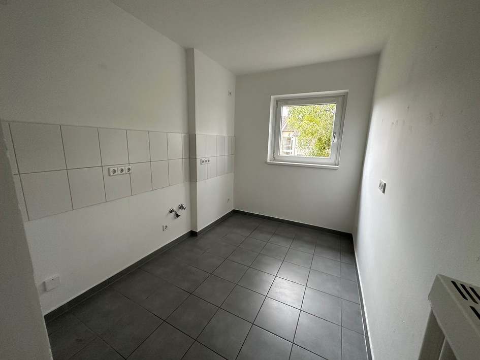 Ruhig gelegen – 3‑Zimmer‑Wohnung in der Teichbreite mit schöner Raumaufteilung - Photo 3