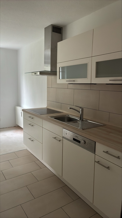 Attraktive 2‑Zimmer‑Wohnung im Erdgeschoss und mit Einbauküche – modern, hell und gut geschnitten - Foto 1
