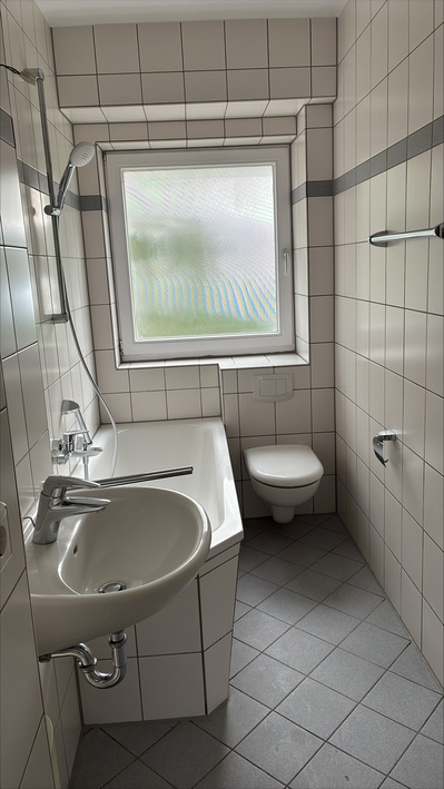 Wohnen im Hellwinkel: 3 Zimmer, wenige Schritte zur City - Foto 2