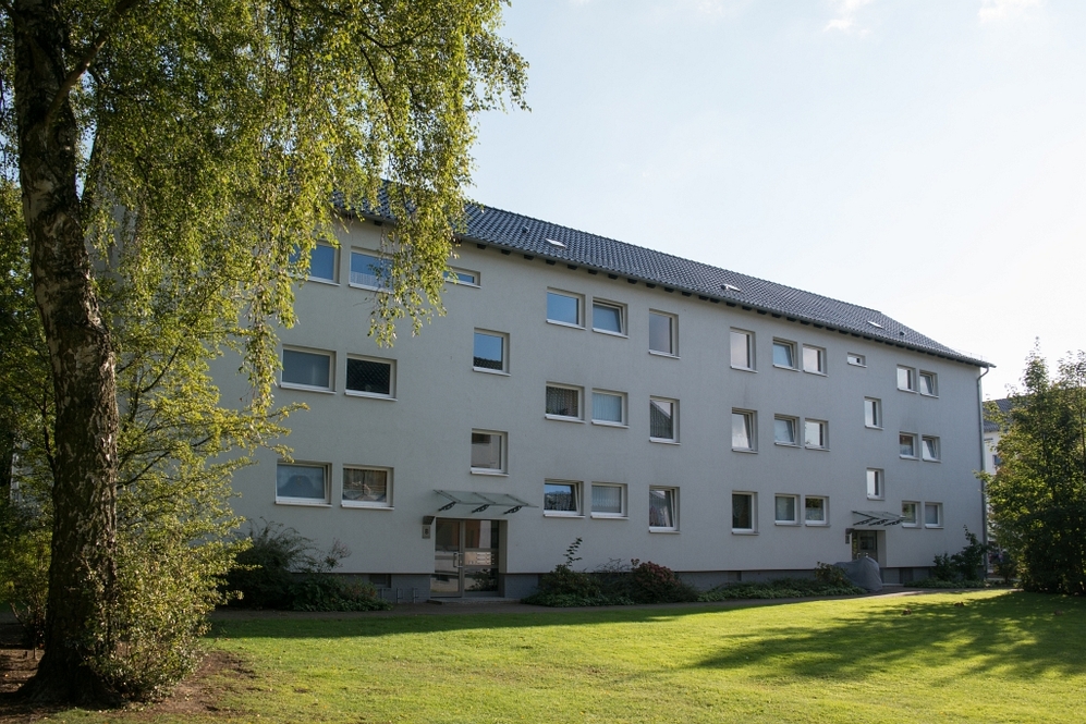 3 Zimmer zum Wohlfühlen – modernisiert und mit Design-Bodenbelag - Photo 2