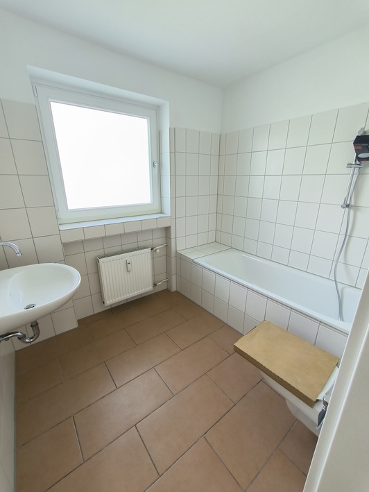 Modern und geräumig: Erdgeschosswohnung in Toplage am Rabenberg - Foto 1
