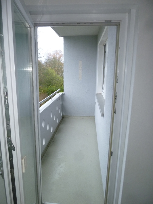 Moderne Wohnung mit Designboden und Tageslichtbad - Photo 3