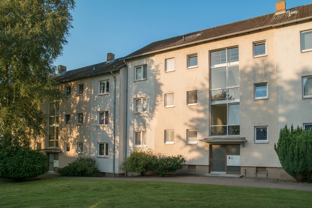 Wohnen im Grünen: Helle 3-Zimmer-Wohnung mit Loggia - Photo 4