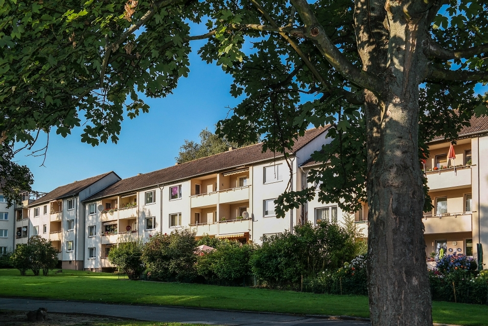Wohnen im Grünen: Helle 3-Zimmer-Wohnung mit Loggia - Photo 3