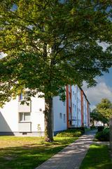 Viel Platz für die Familie: 4 Zimmer, Gäste-WC und Loggia - Photo 2