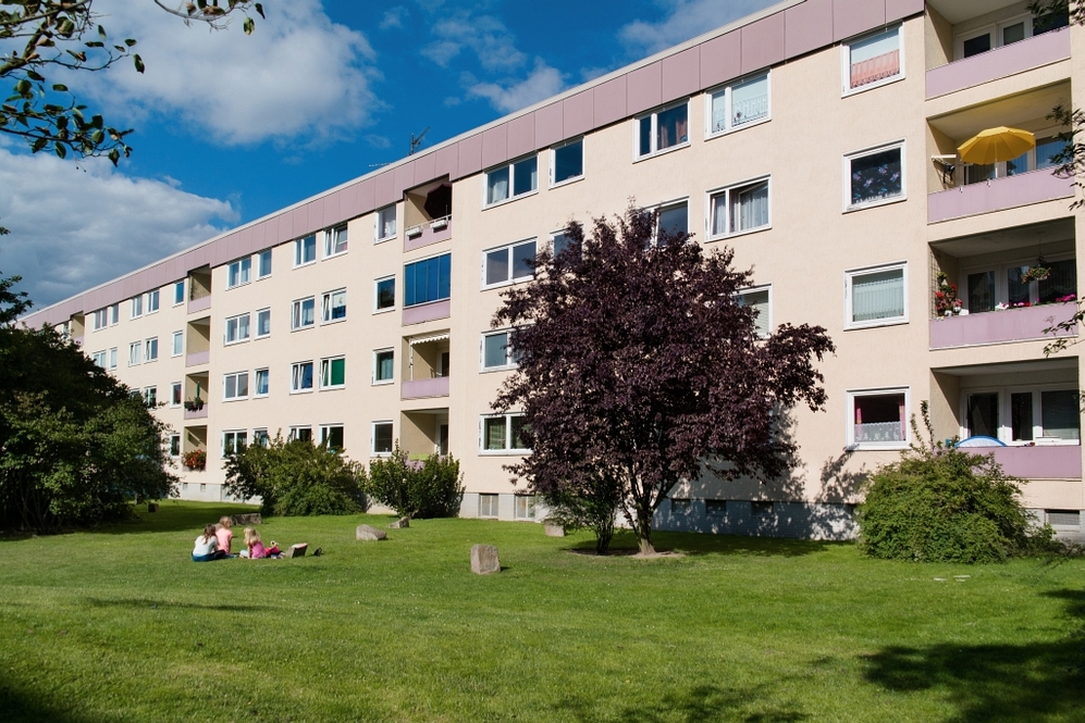 Ihr neues Zuhause mit großzügigem Wohnbereich und Tageslichtbad - Photo 2