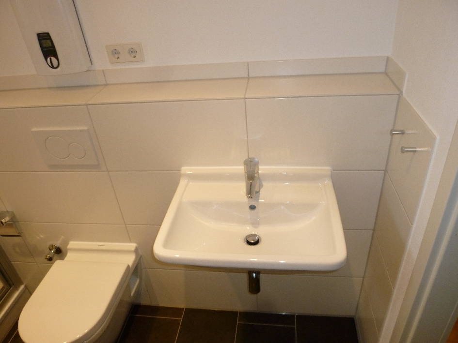 Ihr neues Zuhause: 2 Zimmer in Stadtnähe - Photo 2