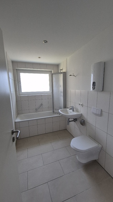 Komfortables Wohnen für Jung u. Alt – 3 Zimmer im Erdgeschoss - Photo 2