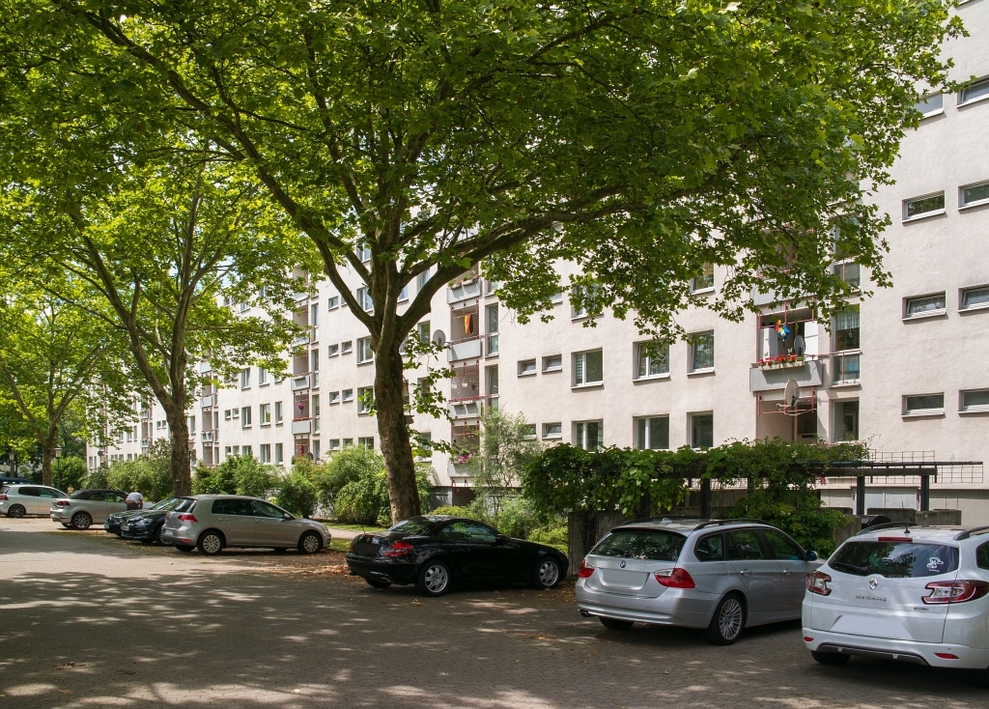 3 Zimmer mit Loggia und guter Anbindung - Photo 3