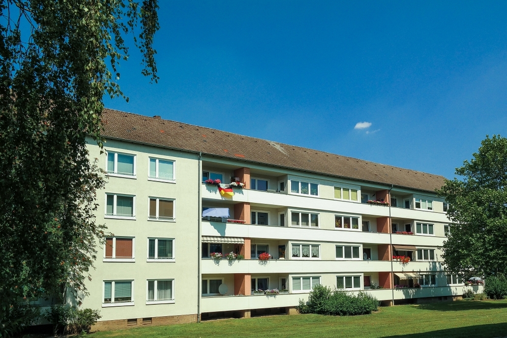 Fallersleben: 3-Zimmer-Wohnung mit Badewanne und Loggia - Photo 4