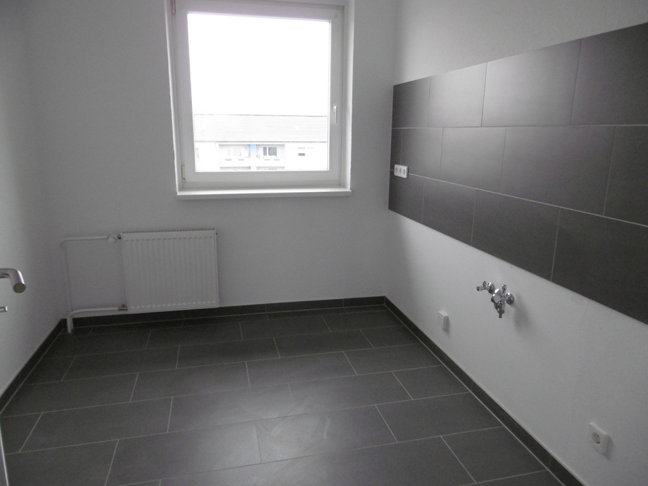 Modernisierte 3-Zimmer-Wohnung mit Loggia in Fallersleben - Photo 5