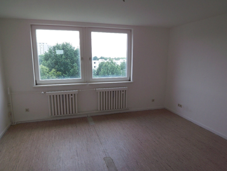 Zentral gelegene 3-Zimmer-Wohnung mit Loggia - Foto 3
