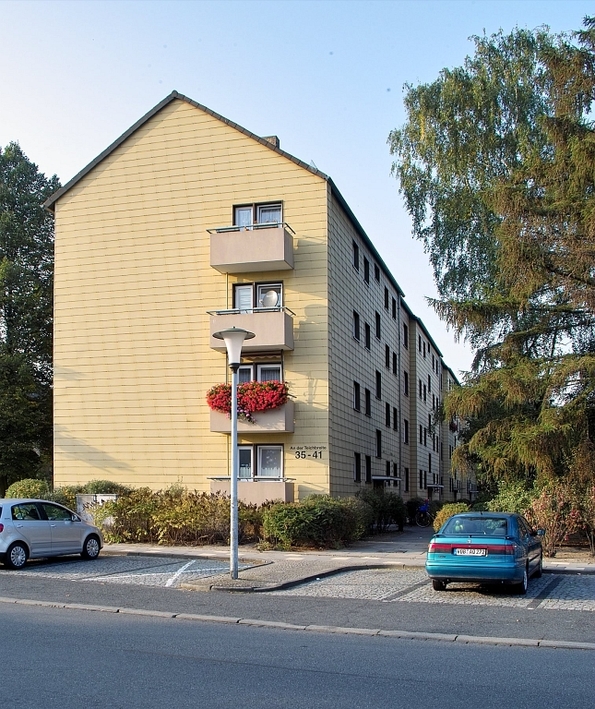 Willkommen in der Teichbreite: Erdgeschoss-Wohnung mit Duschbad und Balkon - Foto 3