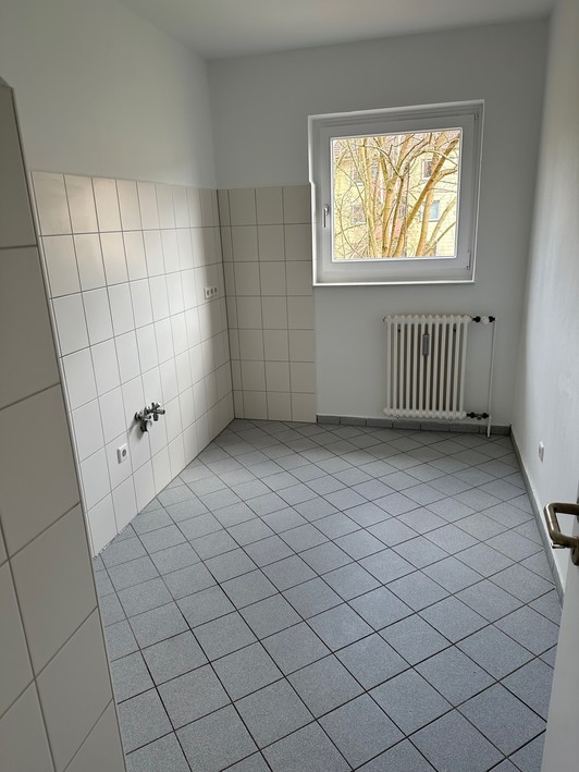 Wohnfreude mit Balkon: 3-Zimmer-Wohnung in der Teichbreite - Foto 4