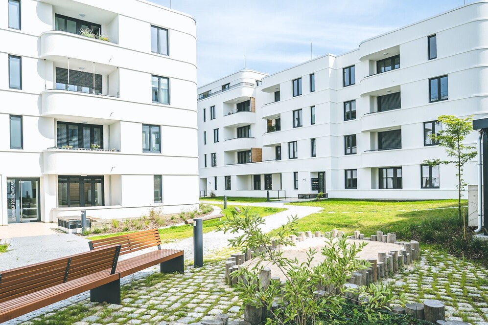 Wohnkomfort in den Steimker Gärten: 2 Loggien, Stellplatz und Design-Bodenbelag - Photo 2