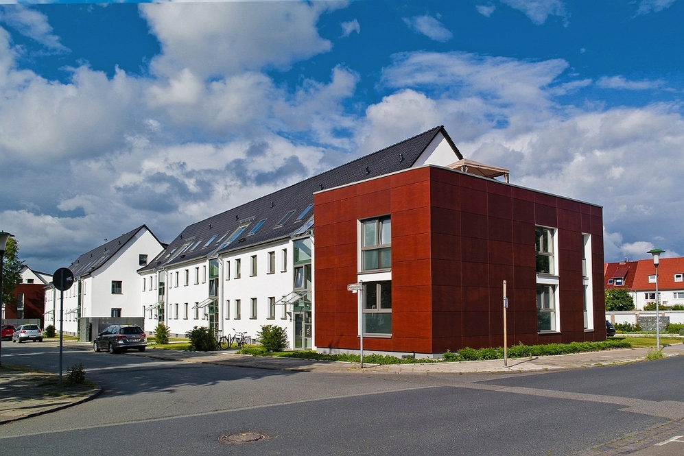 Wohnen mit Klasse: Offener Wohnbereich, hochwertige Ausstattung und viel Raum zum Leben - Foto 1