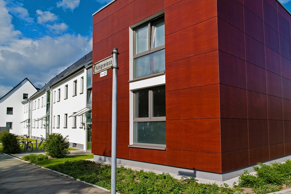 Wohnen mit Klasse: Offener Wohnbereich, hochwertige Ausstattung und viel Raum zum Leben - Foto 2