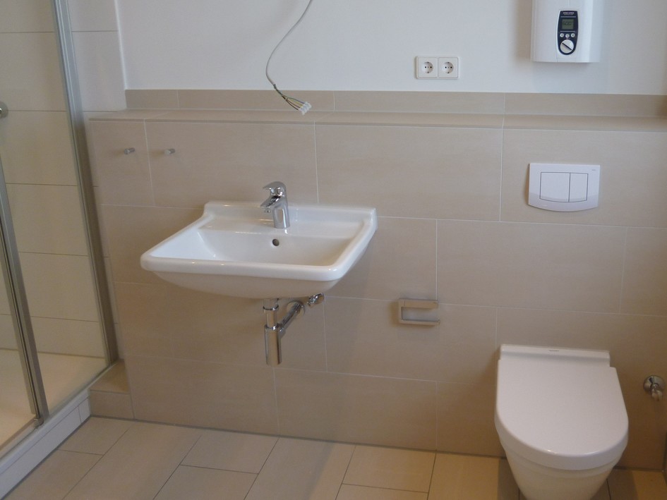 Ruhig gelegen: Helle Wohnung mit modernem Bad - Photo 5