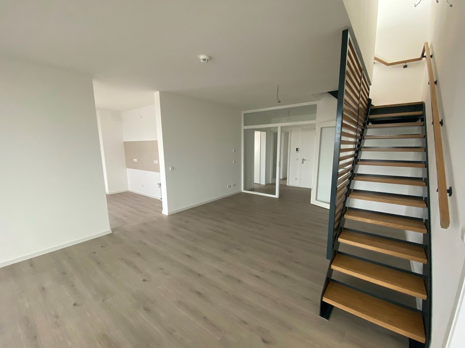 Wunderschöne Maisonette-Wohnung mit herrlichem Ausblick und 2 TG-Stellplätze - Photo 3