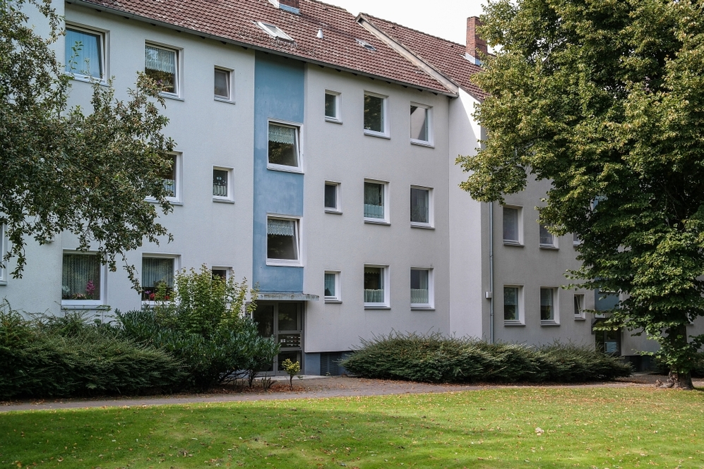 Erdgeschosswohnung in der Teichbreite mit drei Zimmern, Loggia, Tageslichtbad - Photo 3