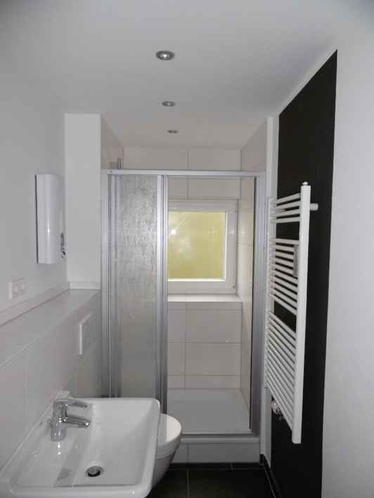 2 Zimmer mit Balkon u. Citynähe - Photo 2