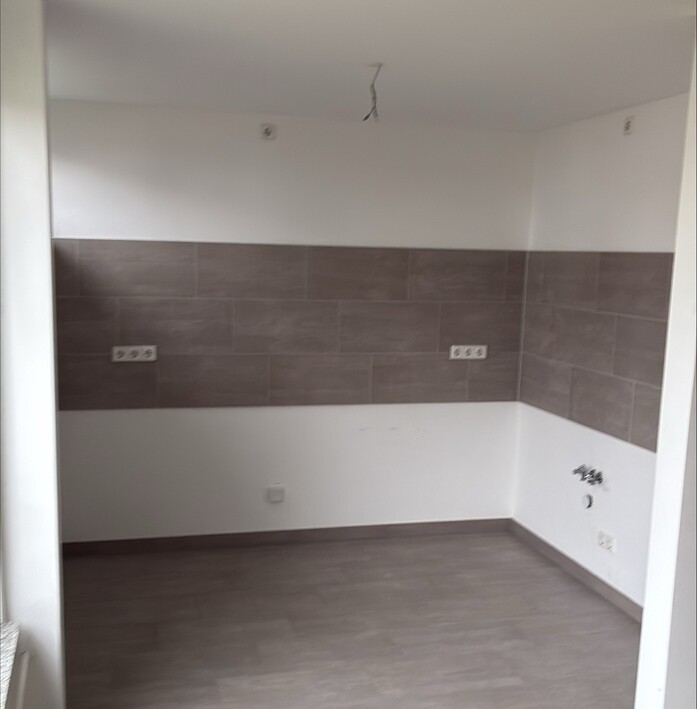 Zentral wohnen: 3-Zimmer-Wohnung nahe VW-Werk und Innenstadt - Photo 1