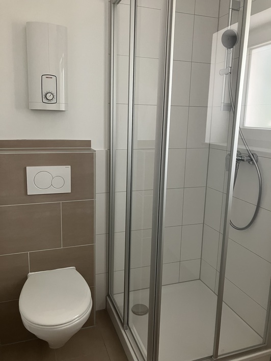 Zentrales Wohnen: Top modernisierte Wohnung mit Stil - Photo 3