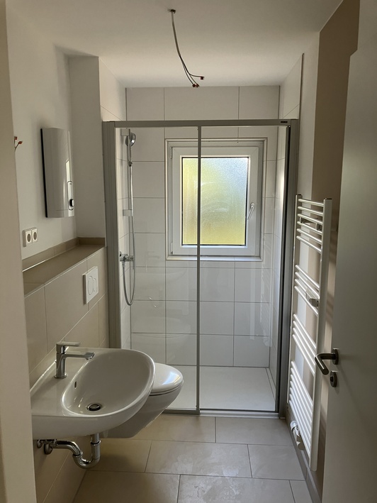 3-Zimmer-Wohnung mit ebenerdiger Dusche und Tageslichtbad - Photo 2