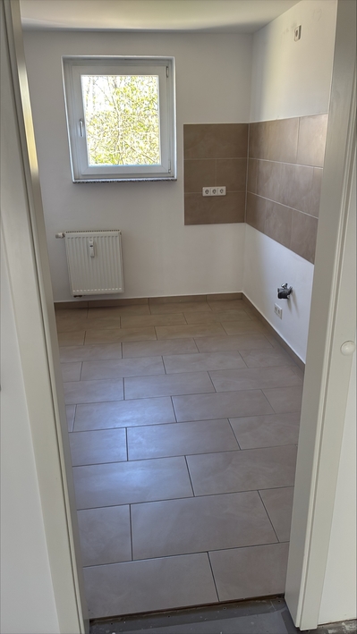 Helle 2‑Zimmer‑Wohnung am Wohltberg – Duschbad u. Balkon inklusive - Photo 3