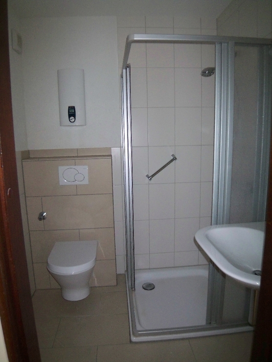 Komfortabel wohnen in Detmerode – 3 Zimmer, Loggia und Aufzug - Foto 4