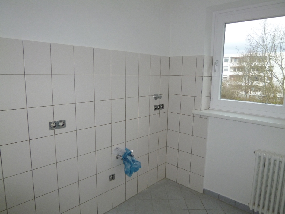 Viel Platz zum Wohlfühlen: Helle 4‑Zimmer‑Wohnung mit Loggia - Photo 2