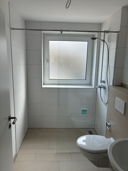 Stadtnahe 2-Zimmer-Erdgeschoss-Wohnung mit Balkon – Einziehen u. Wohlfühlen - Foto 2