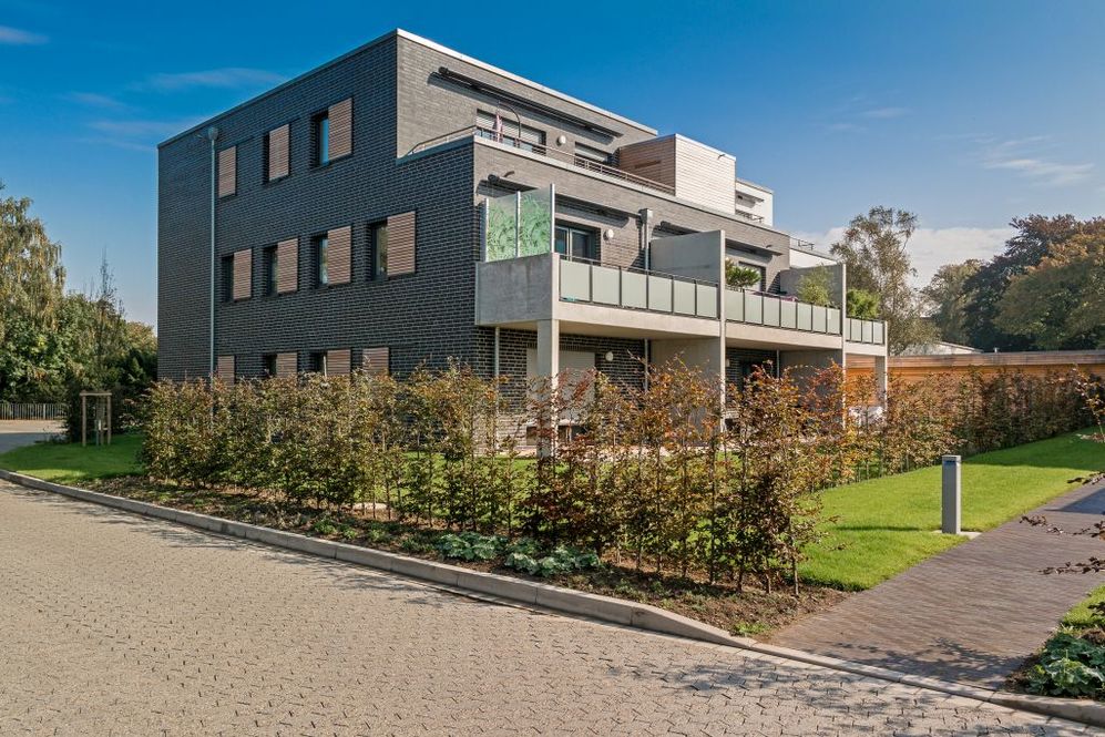 Wohnkomfort pur: Fußbodenheizung, Balkon u. durchdachte Raumgestaltung - Photo 2
