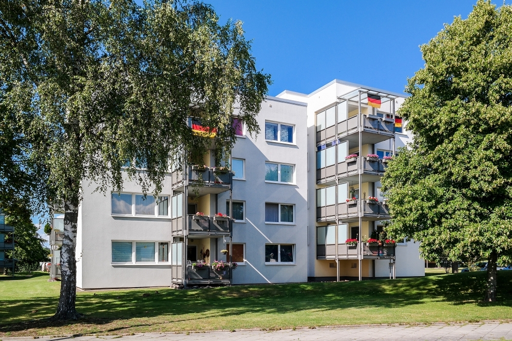 Moderne 3‑Zimmer‑Wohnung im Erdgeschoss mit großer Essdiele und Balkon in Detmerode - Photo 5