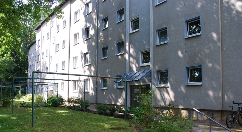 Zentral gelegen: 3‑Zimmer‑Wohnung mit zwei Balkonen im 1. OG - Foto 4