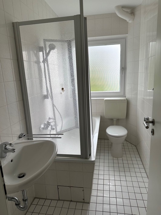 Helle 3‑Zimmer‑Wohnung mit Loggia und Grünblick in der Teichbreite - Photo 3