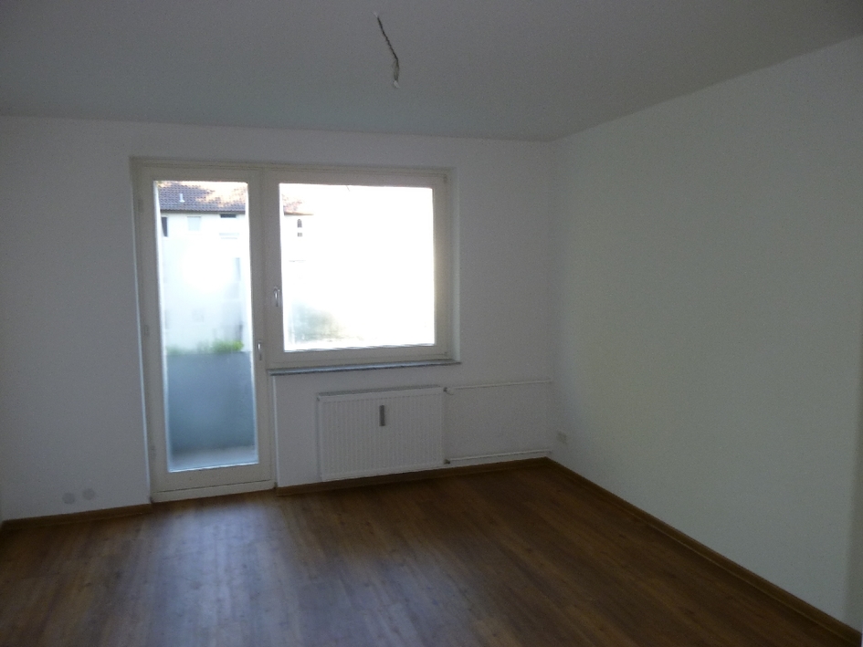 Wohnkomfort pur: 2 Zimmer mit Einbauküche u. Design‑Bodenbelag - Foto 5